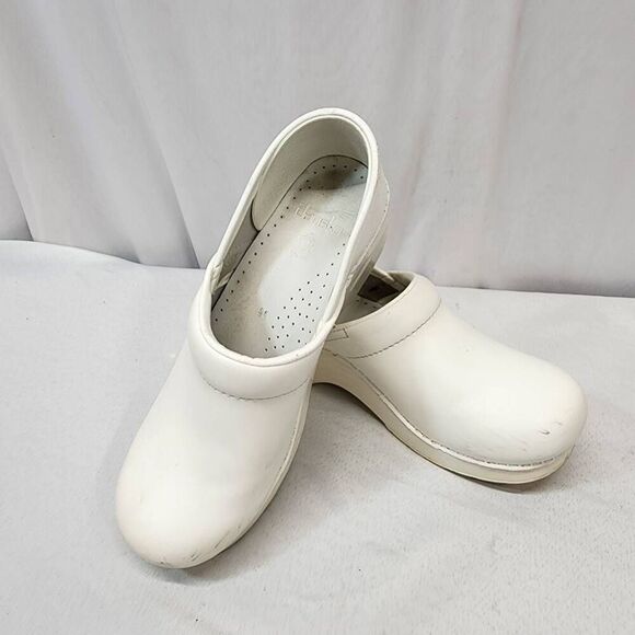 Dansko Professional Slip-On Clogs Women's 38 US 7.5 White Nursing Healthcare - Picture 2 of 8
